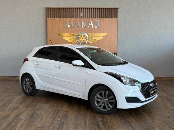 HYUNDAI HB20 1.0 COMFORT PLUS 12V FLEX 4P MANUAL